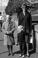 GinaJoHettySydney Aug65-1